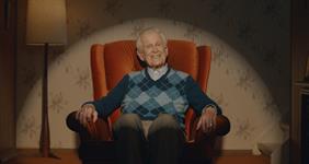Meals on Wheels America sings a lonely song to spur holiday giving