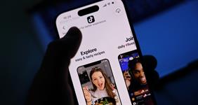 TikTok Launches AI Shopping Assistants and Automated Search Ad Tools for U.S. Brands