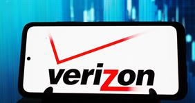 The Social Skinny: China’s viral Are You Dead? app; Musk’s chatbot blocked from creating sexualized images; Verizon’s seven-hour outage