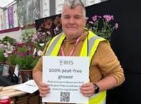 First RHS Chelsea peat-free logo displayed - Vimarsana News