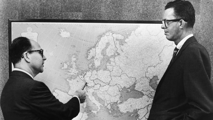 Harold Burson and business partner Bill Marsteller discuss their agency's expansion into Europe in the 1960s.
