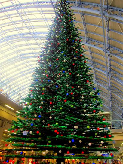 London's Lego Christmas Tree