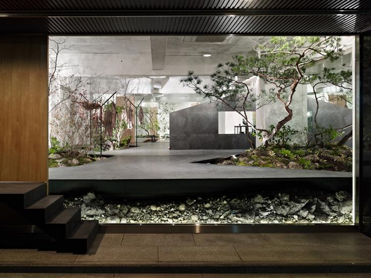 New Sophisticated Givenchy Stores In Korea and China – Commercial Interior  Design News