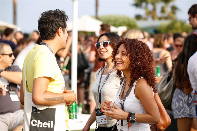 WEB-Cannes-Connect-Bar-DAY-1-(23).jpg