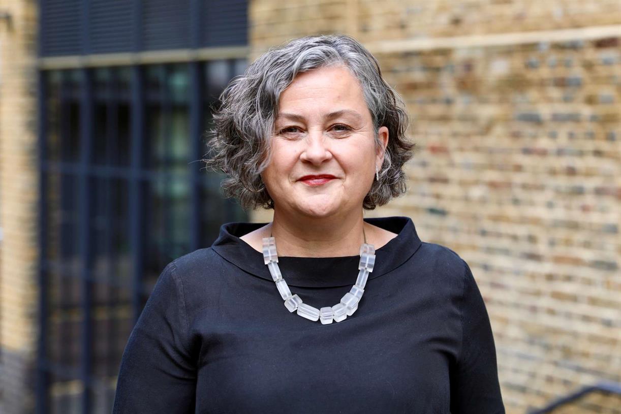 Medical research charity chief to retire