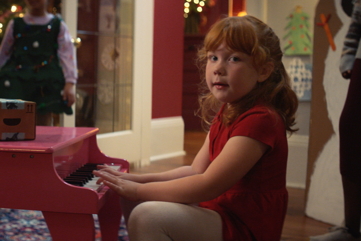 Amazon staff and customers join crooning parcels in Christmas ad