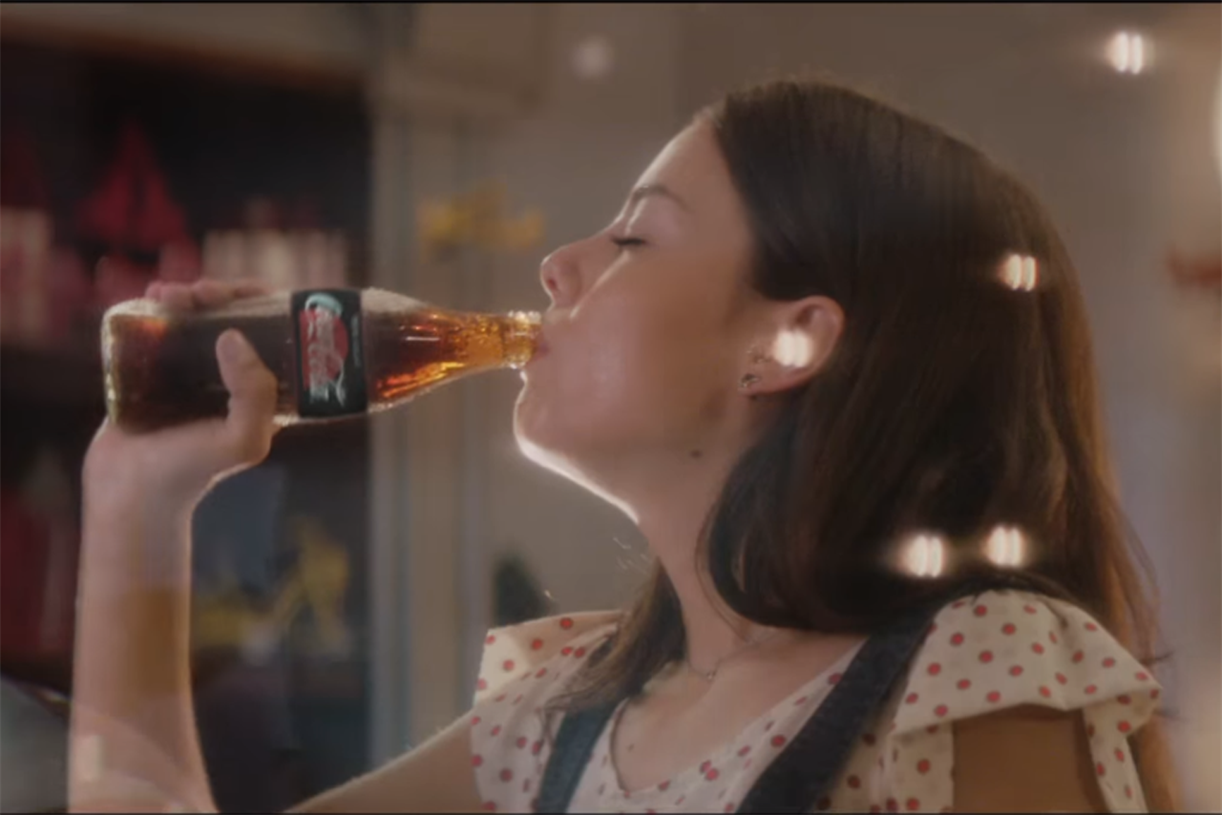 Coca-Cola launches brand new festive ad 'A Coke for Christmas ...