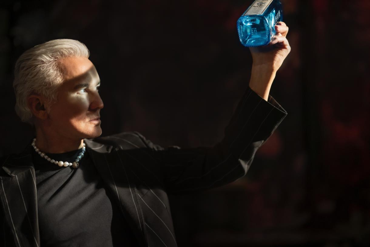 Bombay Sapphire teams up with Baz Luhrmann to spark creativity