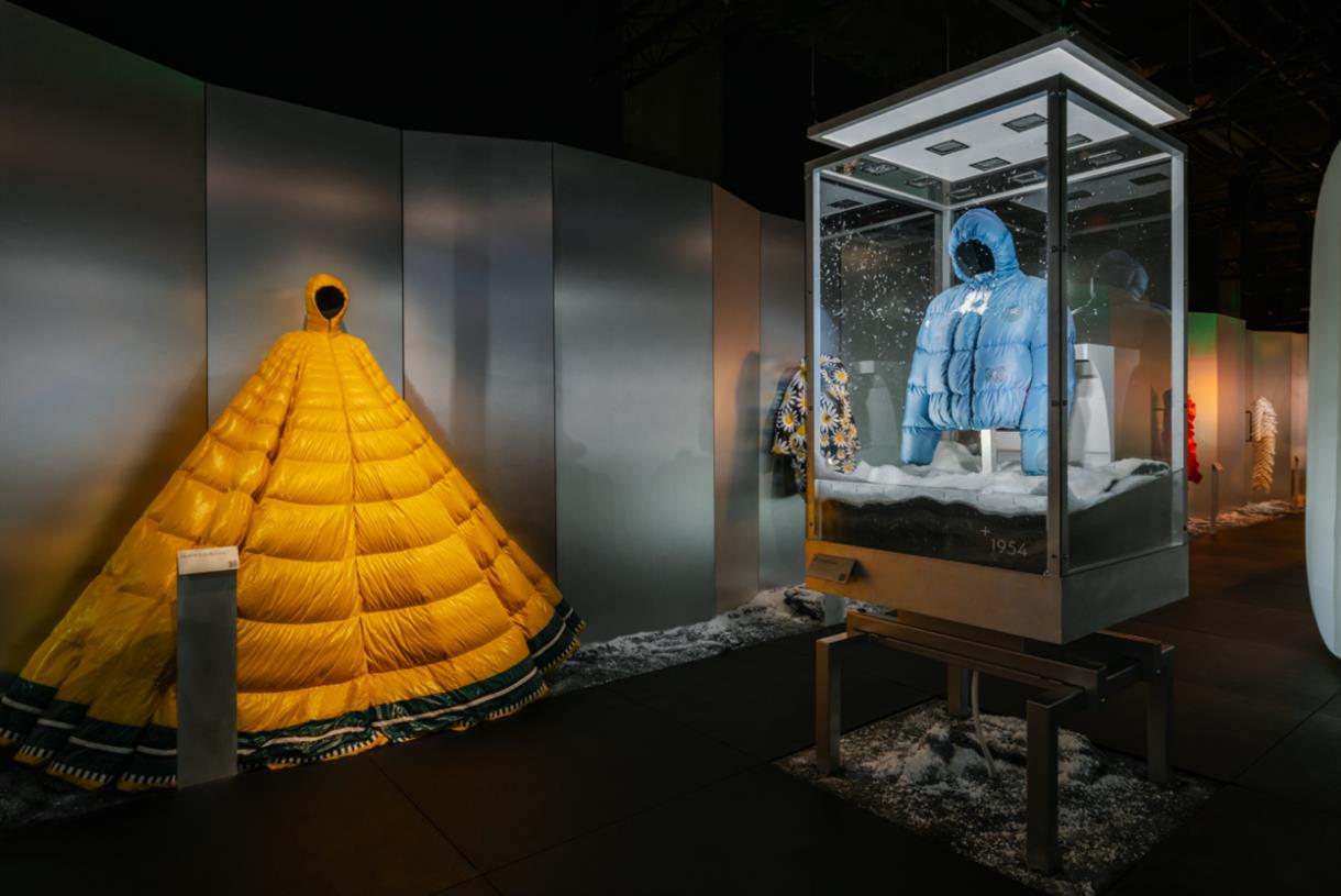 Continu slijtage Haarvaten Moncler delivers a mountain of history in multisensory experience