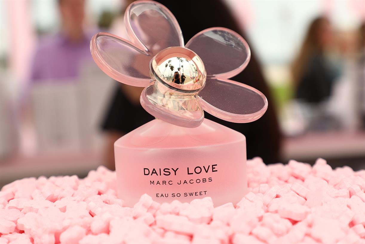 marc jacobs daisy love eau so sweet review