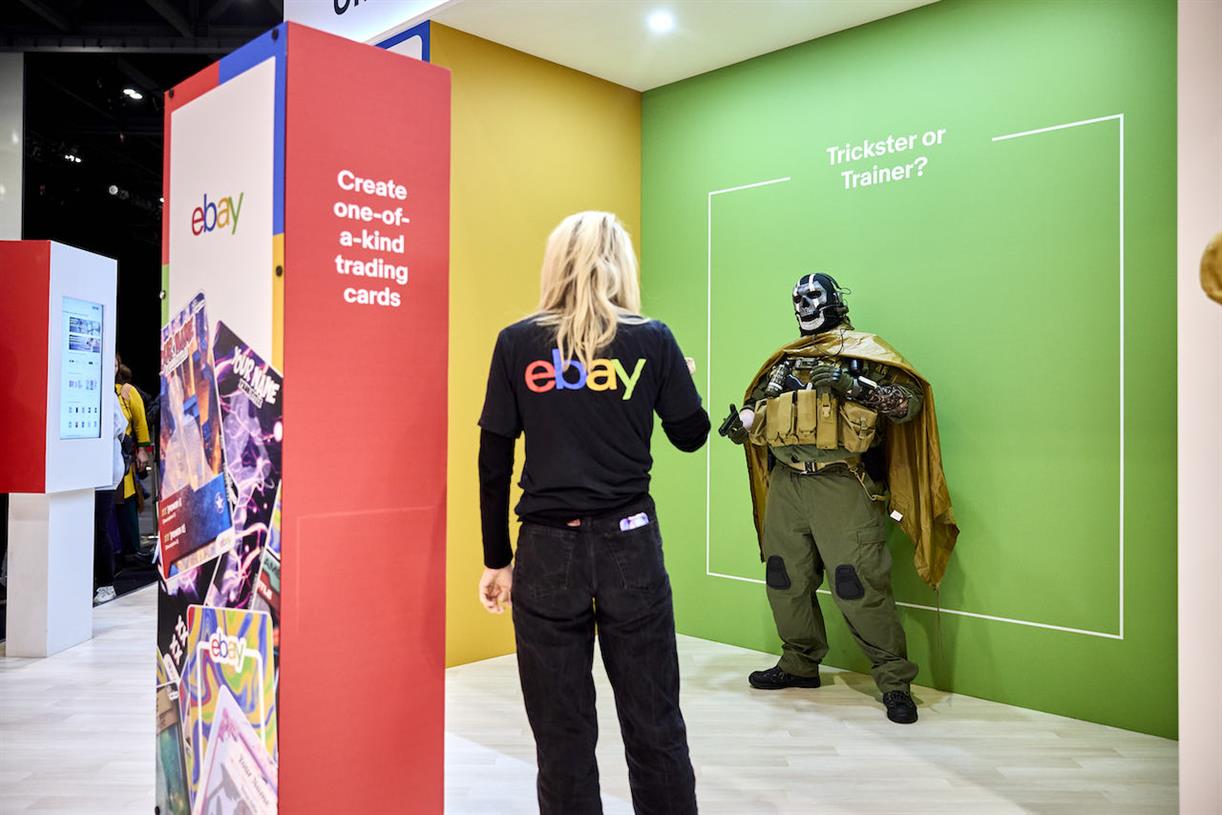 EBay turns Comic Con-goers into avatars for collectible trading cards