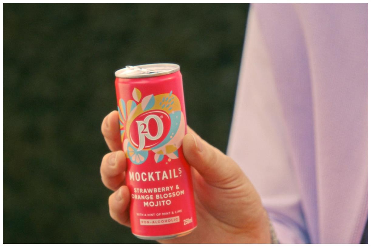 J2O ad pokes fun at ‘poshos’ to promote premium mocktails