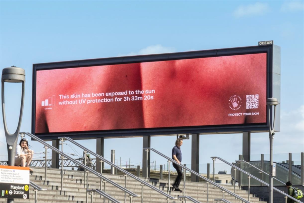 British Skin Foundation billboard ads show risks of sun exposure in real time
