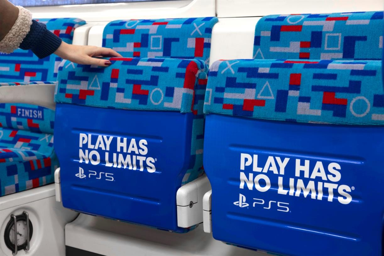 Victoria Line gets a PlayStation makeover in campaign by Adam & Eve/DDB