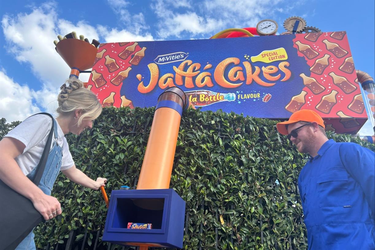 Jaffa Cakes promotes cola variant with interactive special build