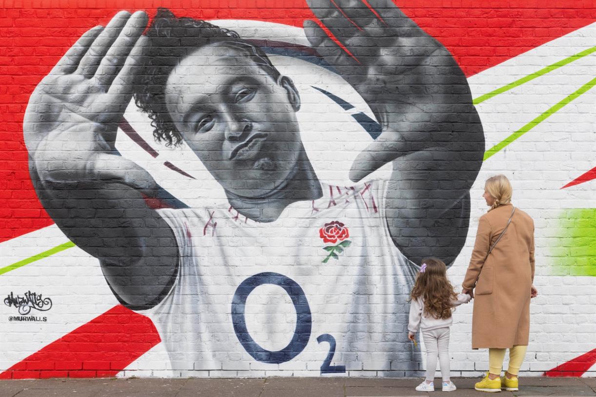 England's Red Roses ‘immortalised’ as murals across UK