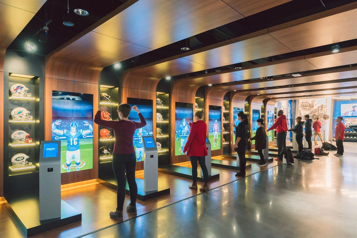 The NFL Experience opens in Times Square - CNET