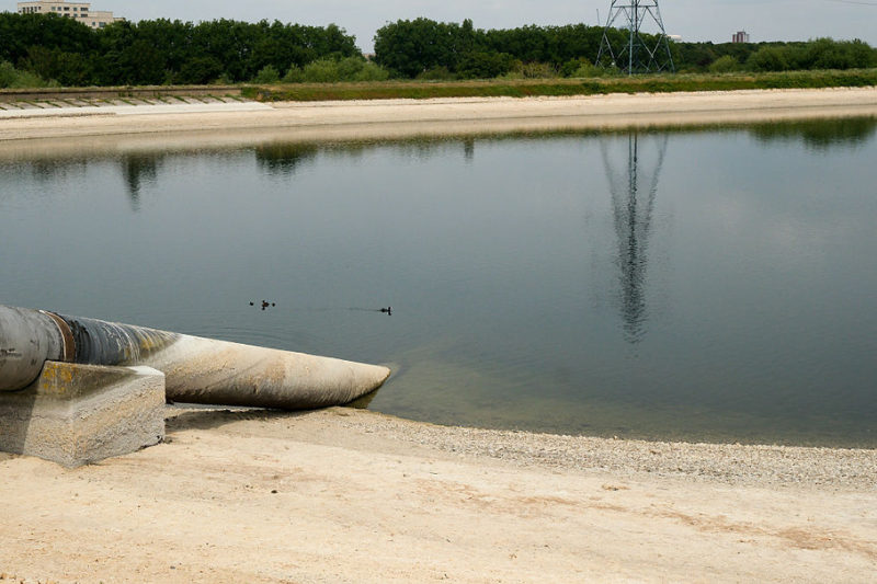 ‘No longer fit for purpose’: Burnham told to crack down on scale of commercial water abstraction