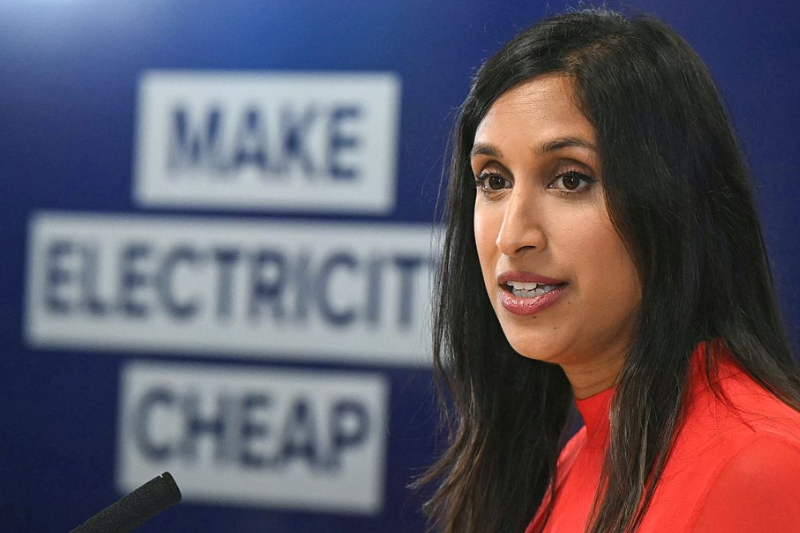 Net zero legislation ‘not improving the climate’ say Tories in push for greater use of gas for cheap energy