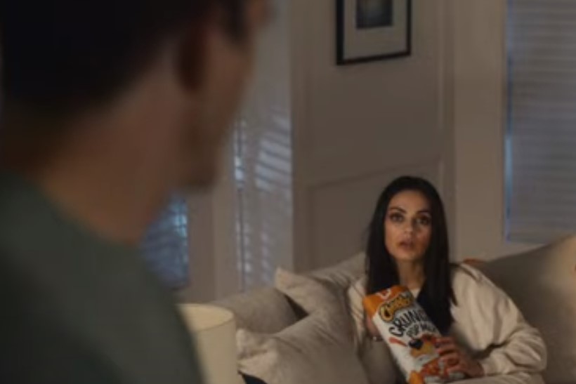 Ashton Kutcher catches Mila Kunis orangehanded in Cheetos Super Bowl