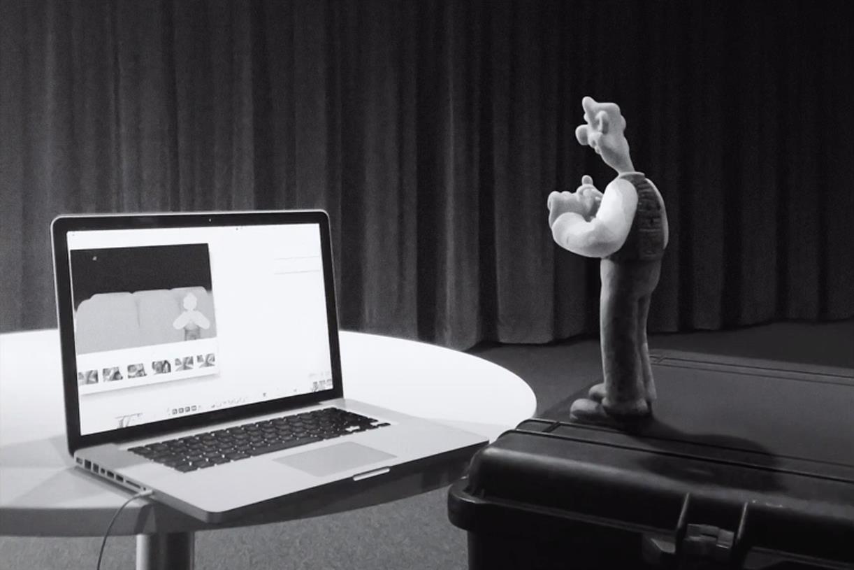 Apple &quot;Made in the UK&quot; by TBWA\Media Arts Lab London