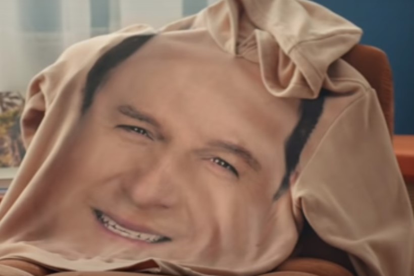 Tide Super Bowl ad puts Jason Alexander's face through the ringer