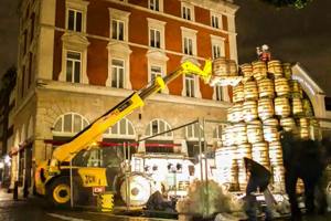 Building the barrel tree in Covent Garden's Piazza