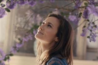 Air Wick: latest TV ad focuses on product fragrance