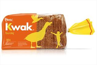 Kwak: the healthy and tasty snack for ducks