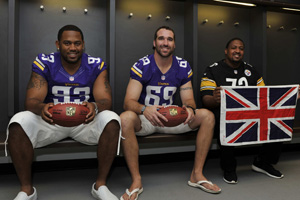 NFL players will meet and greet American football fans next month