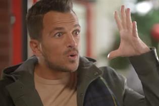 Peter Andre steals the top spot for Iceland once again