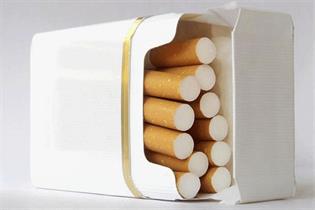 Cigarettes: Government announces independent review into plain packaging