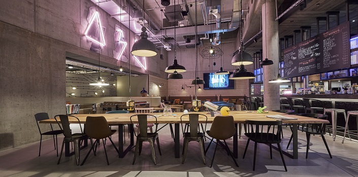 Dual-brand design complements Frankfurt hotels