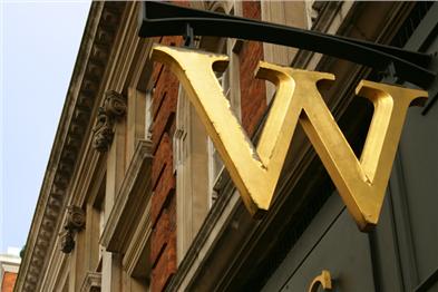 HMV sells Waterstone's for £53m