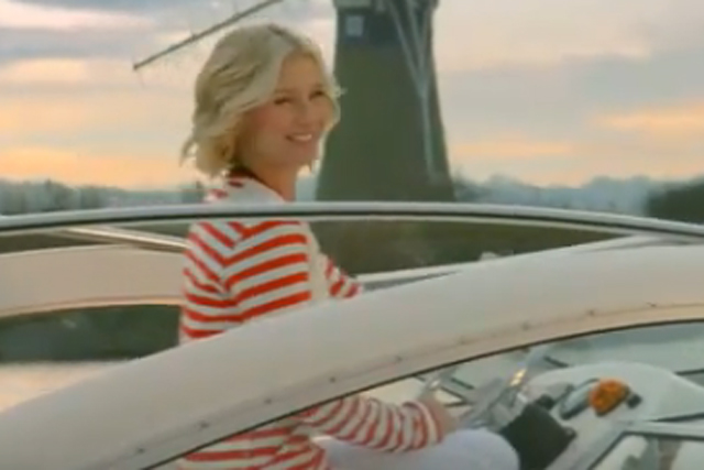 Hoseasons: TV ad stars Denise Van Outen