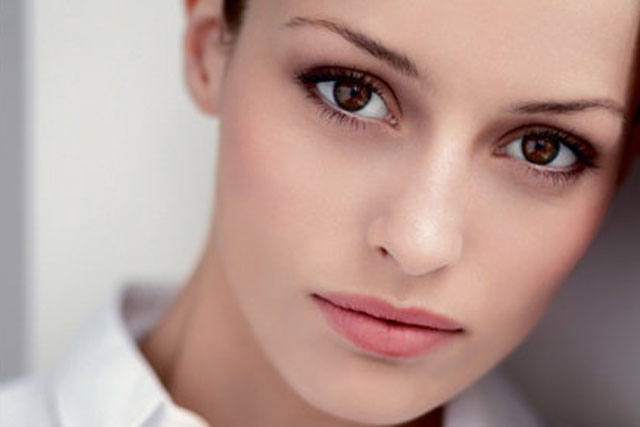 Clarins: bolsters digital offering