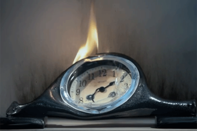 Fire Kills:smoke alarm campaign tied in to clocks change