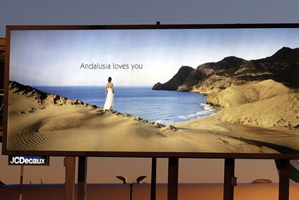 JCDecaux: flat revenues recorded for Q4 2008