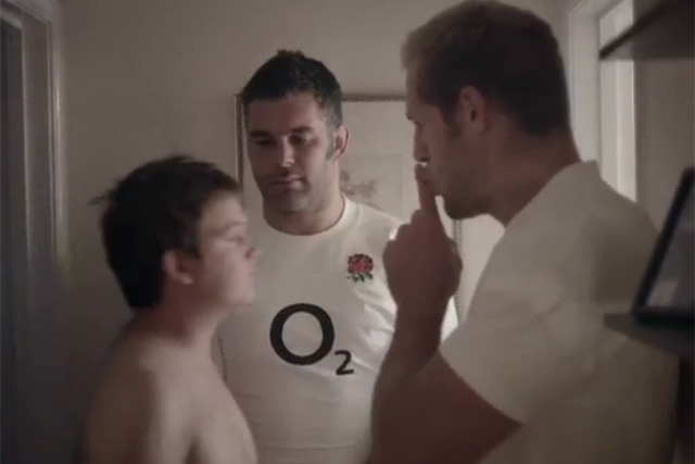 O2 'get up for England' by VCCP