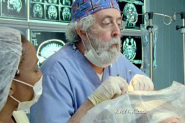 Kayak: ASA bans 'brain surgeon' ad