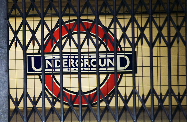 #Tubestrike: who's winning on social?