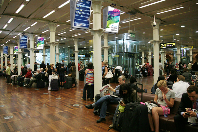 Eurostar: hires JCDecaux Airport for St Pancras task