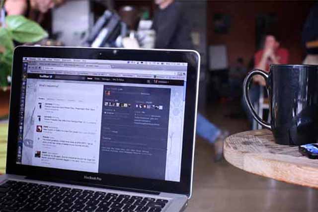 Twitter: offers advertisers better analytics