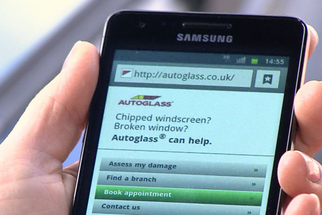 Autoglass: links up with Samsung Galaxy S II to promote mobile website 