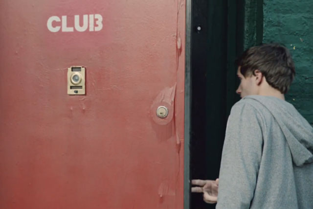 Fifa 13: EA takes fans on a journey through a clubhouse
