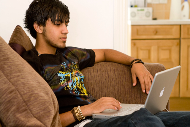 Seventy four percent of 16-24 year olds say that they notice advertising on the internet 
