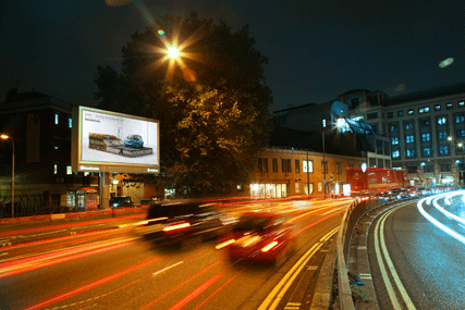 Clear Channel: digital 48-sheet roadside screen in Hammersmith Bridge Road