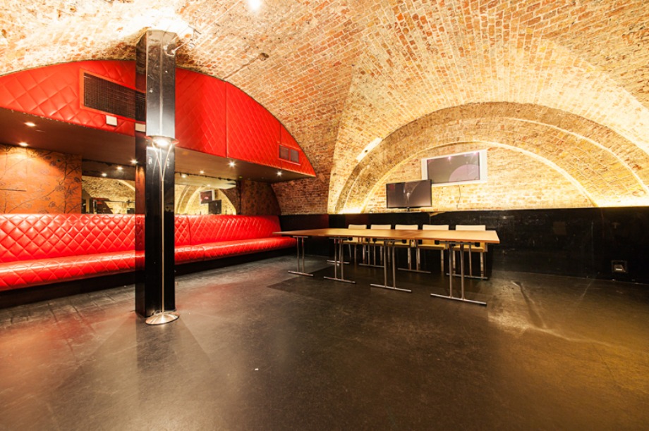 The blank canvas space can cater to various different types of events
