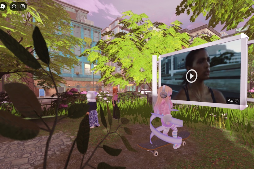 Roblox in-game play