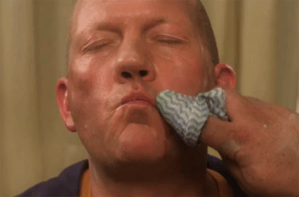 Workmen ad accompanies coupon push